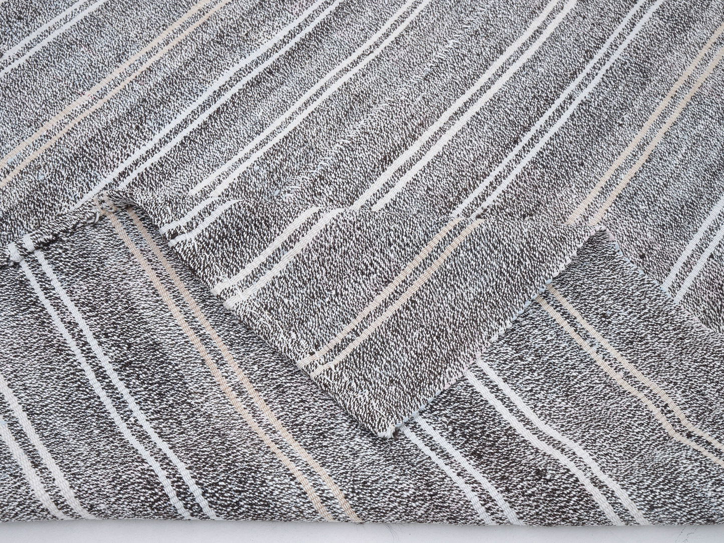 Area Vintage Kilim Rug, Turkish Unique Kilim Rug, Handmade Muted Kilim Rug, Neutral Floor Rug, Kilim Rug 5x9, Bedroom Rug, Gray Rug, 12209