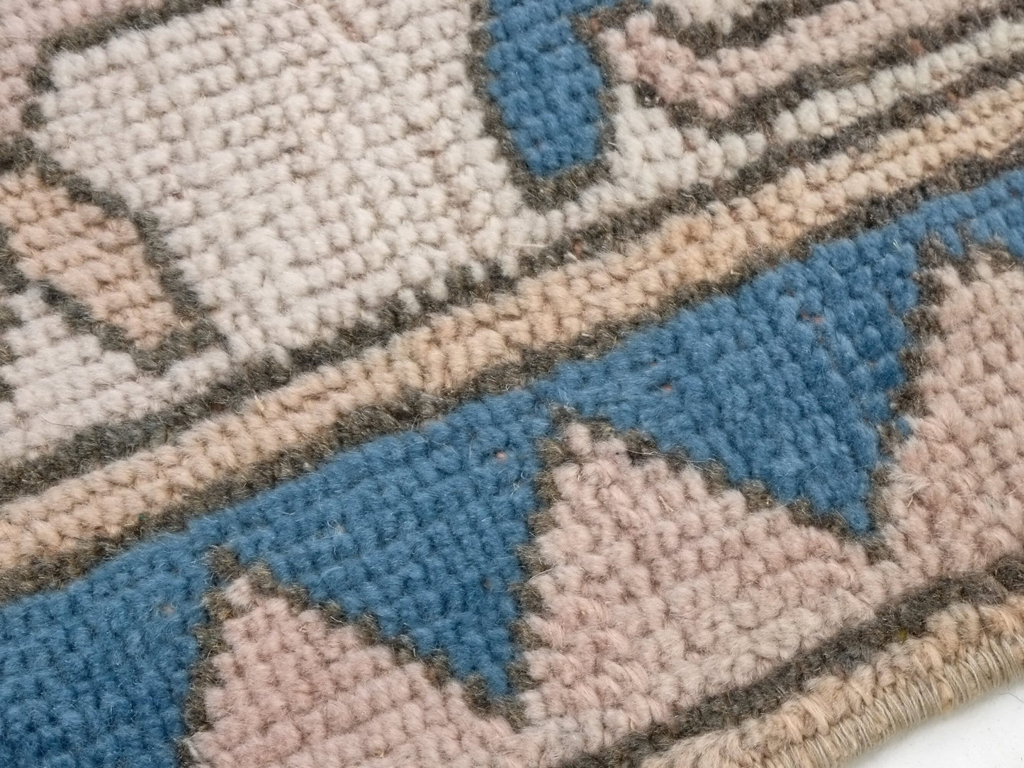 Turkish Rug, Vintage Rug, Small Rug, Mıuted rug, 3x4 Rug, Faded rug, Pink rug 3x4, Anatolia rug, Bedroom rug, Unique rug, Soft rug, 10049