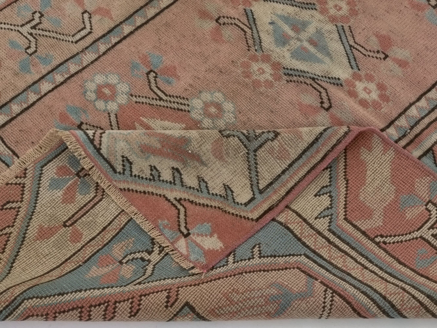 5x6 Rug, Turkish rug, Vintage rug, Oushak rug, Neutral rug, Area rug, Bedroom rug, Fine rug, Etsy rug, Old rug, Unique Turkish Rugs, 8933