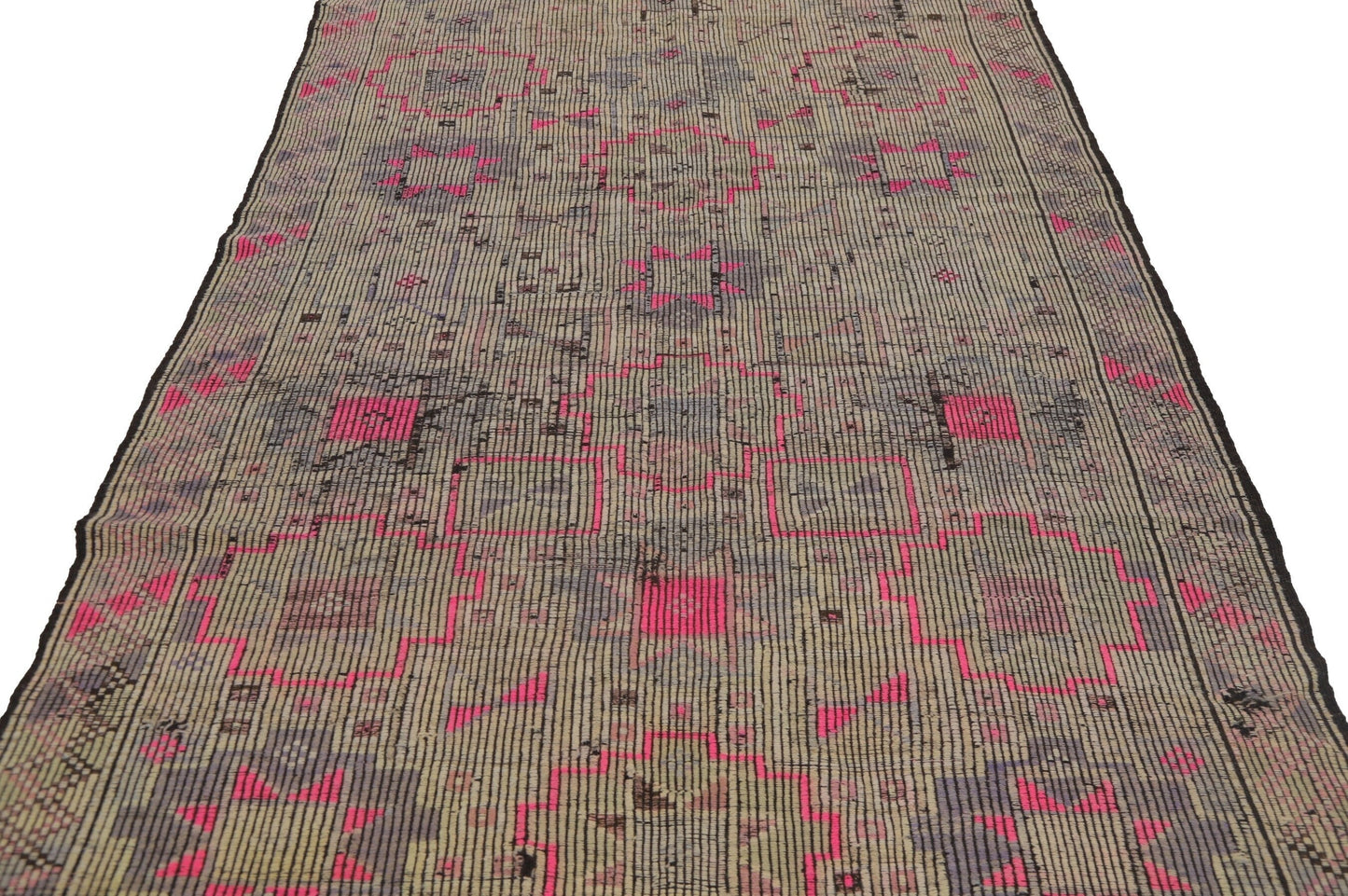 6x10 ,Distressed Pink Vintage Kilim rug,Turkish Kilim rug,Bohemian rug,Eclectic decor,Living room rug,Nursery rug,Area rug,5'6x10'0 ft, 8135