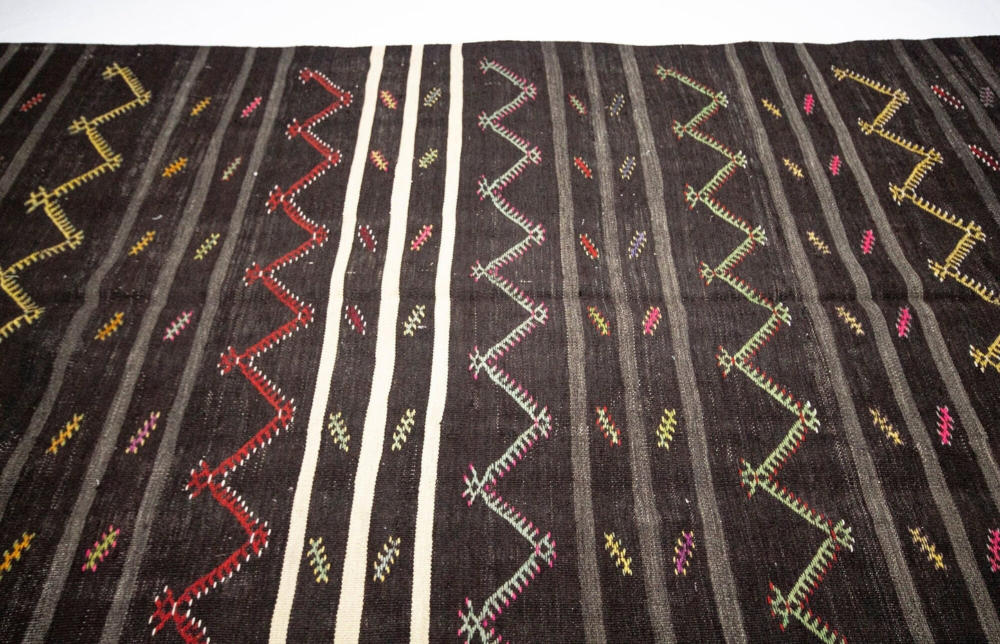 6x10 Vintage Turkish Kilim Rug, Handmade Rug, Area Unique Kilim Rug, Rug Kilim, Living Room Rug, Bohemian Rug, Anatolia Rug, 1417