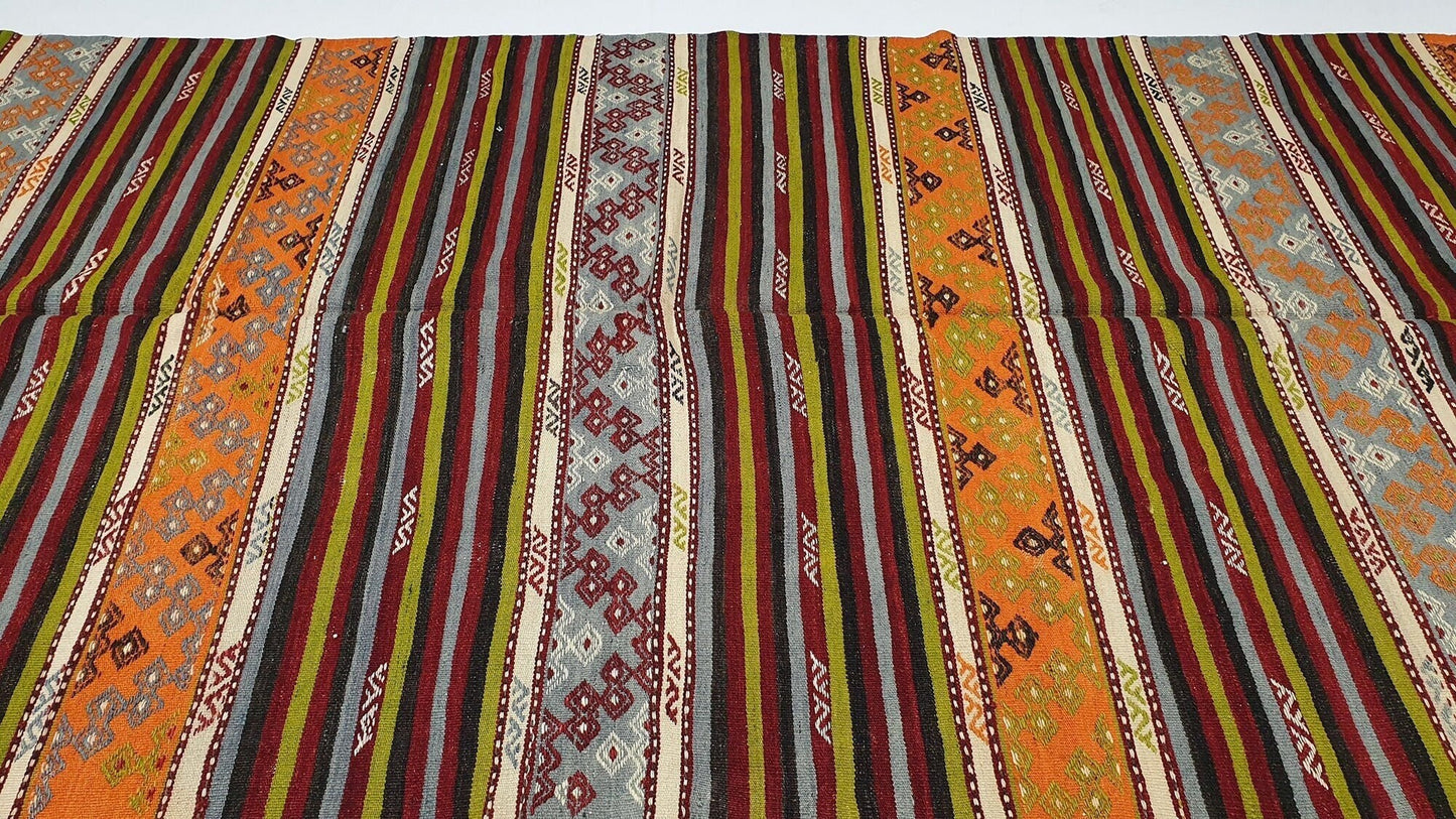 Kilim rug old, Vintage Kilim Rug, Kilim rug, Turkish Kilim rug 7x10, Country decor, Living room, One-of-a-kind, Kilim rug Area, Etsy rug,518