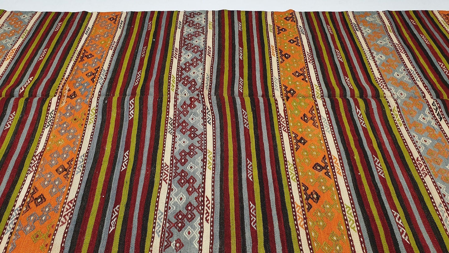 Kilim rug old, Vintage Kilim Rug, Kilim rug, Turkish Kilim rug 7x10, Country decor, Living room, One-of-a-kind, Kilim rug Area, Etsy rug,518