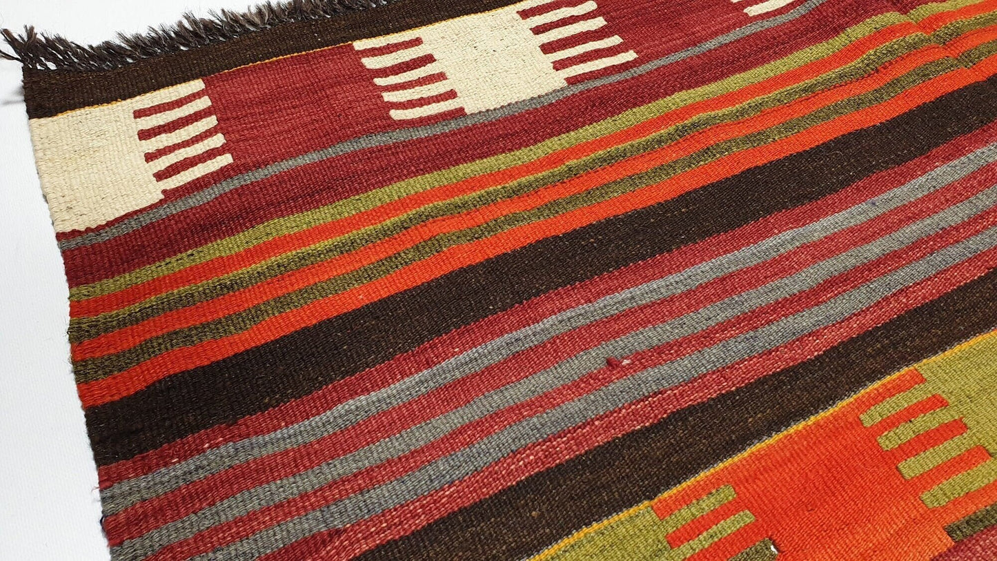Striped Kilim rug,Colorful Kilim rug ,Turkish Kilim, Chic Kilim rug,Vintage Kilim,Oriental rug,One of a kind rug, 2204
