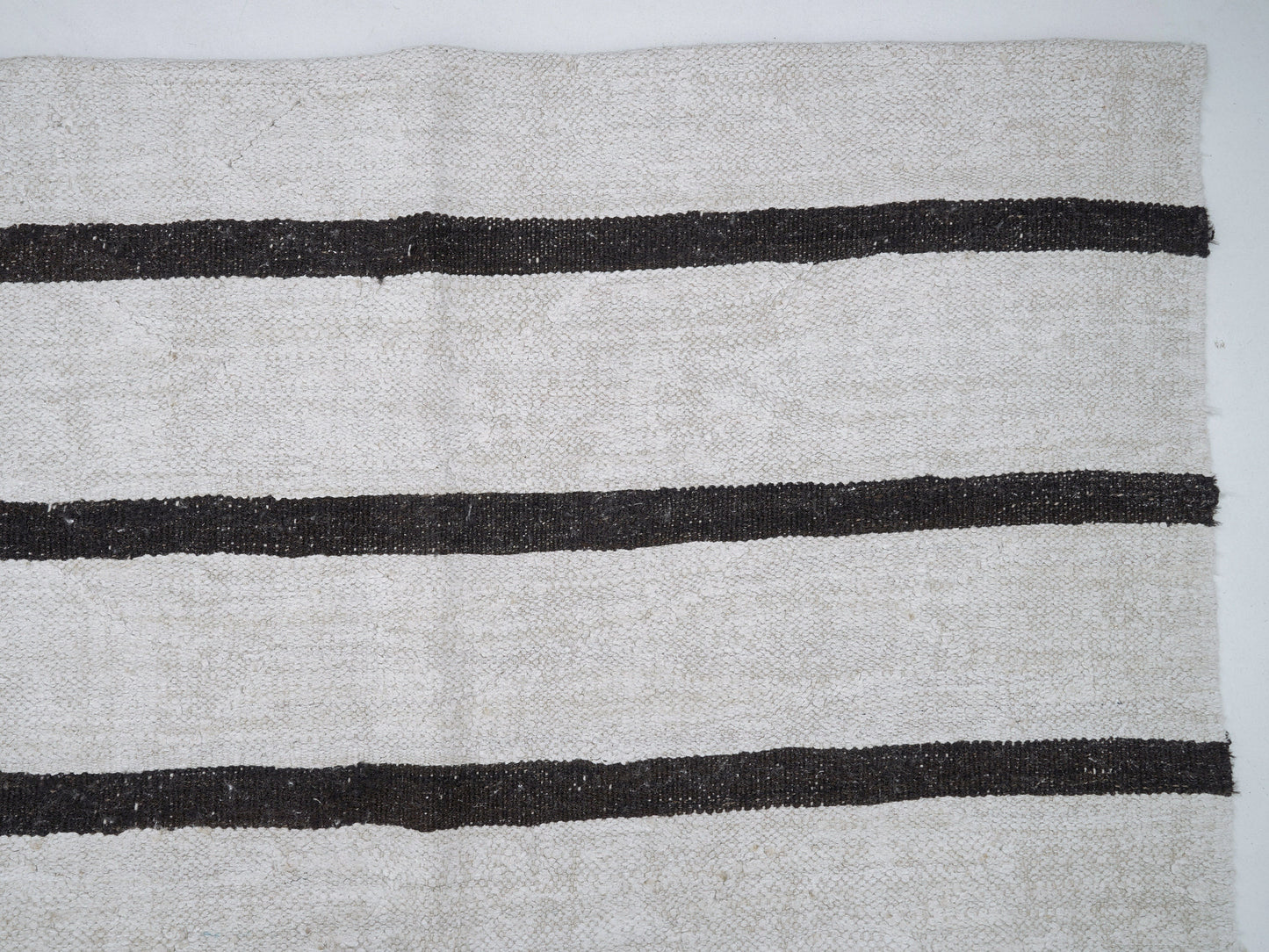 Turkish Vintage Kilim Rug, Handmade Black Striped Kilim Rug, Area Kilim Rug, Oversize Rug, Large Rug, White Hemp Rug, Kilim Rug 9x11, 12274