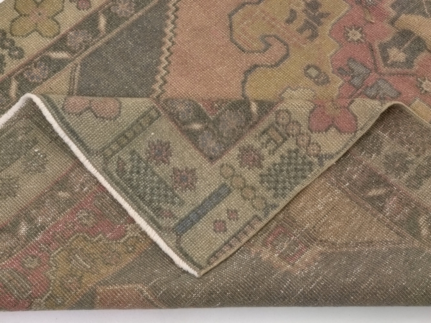 Vintage rug 4x8, Area rug 4x8, Entryway Turkish rug, Oushak Rug, One of a kind rug, Anatolian rug, Handmade rug, Oushak Carpet Rug 4x8, 8716