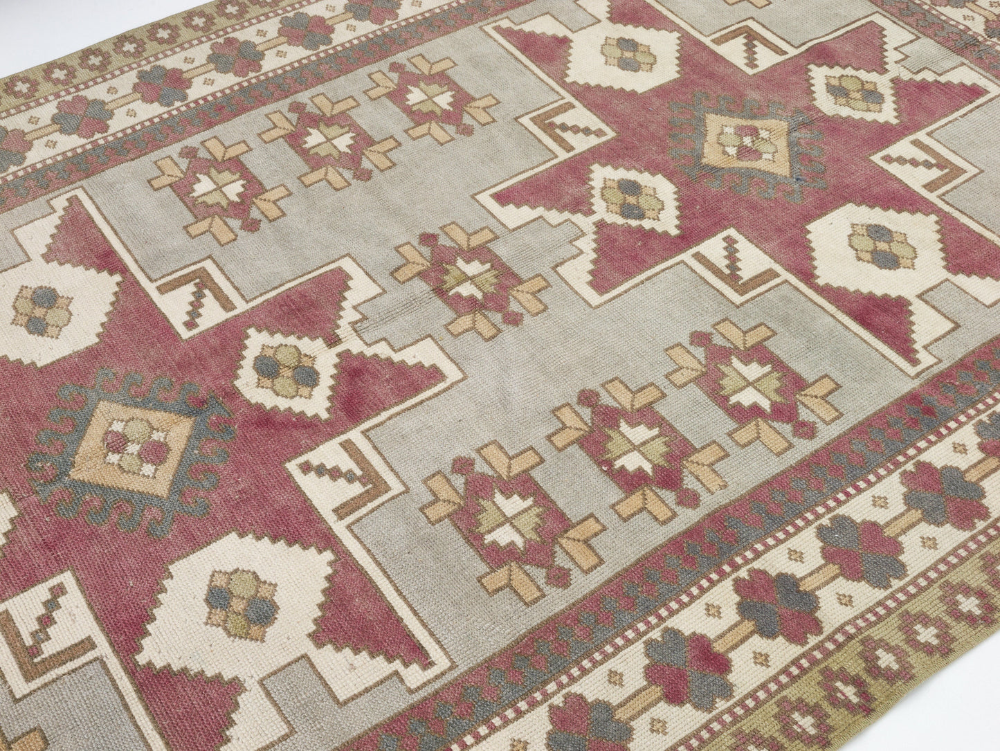 Turkish rug Antique, Vintage Carpet rug, Oushak Unique rug, One of a kind rug, Ethnic rug, Old rug, Boho rug, Rustic rug, Bedroom rug, 9510