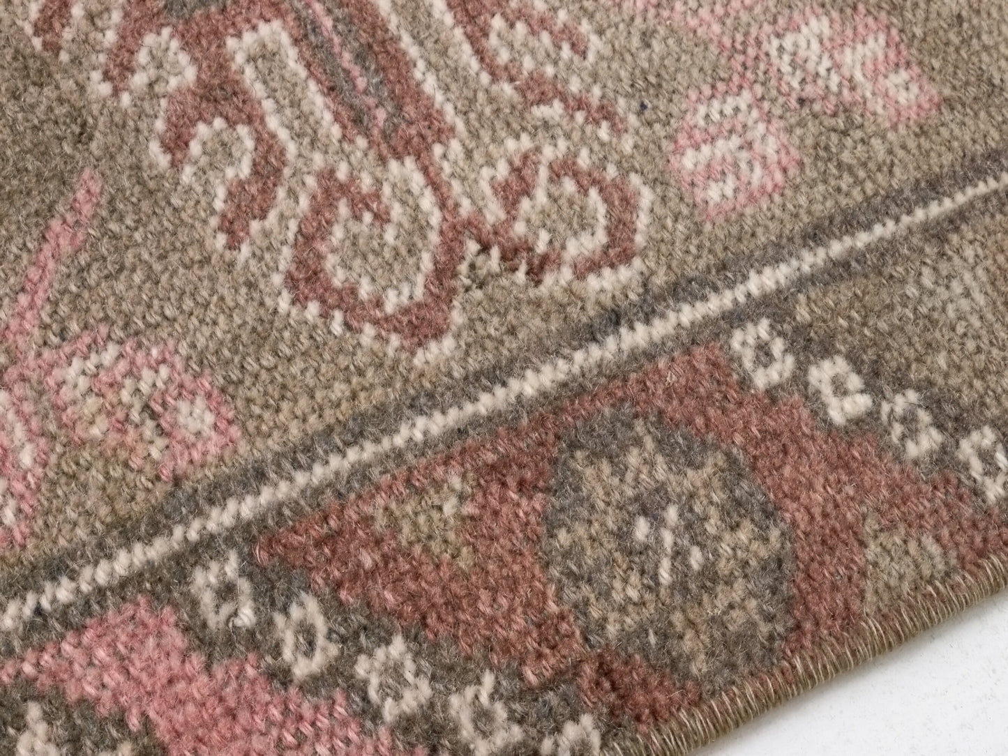 Small Antique Oushak Rug, Turkish Vintage Oushak Rug, Bedroom rug, Unique Rug, Anatolia rug, Handmade rug, Area rug 4x6, 10050