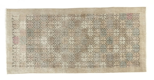 Faded Small Oushak Rug, Turkish Oushak Vintage Rug, Carpet Rug, Wool rug, Muted Rug, Small Vintage Rug, Neutral Rug, 3x6 Rug, 8936