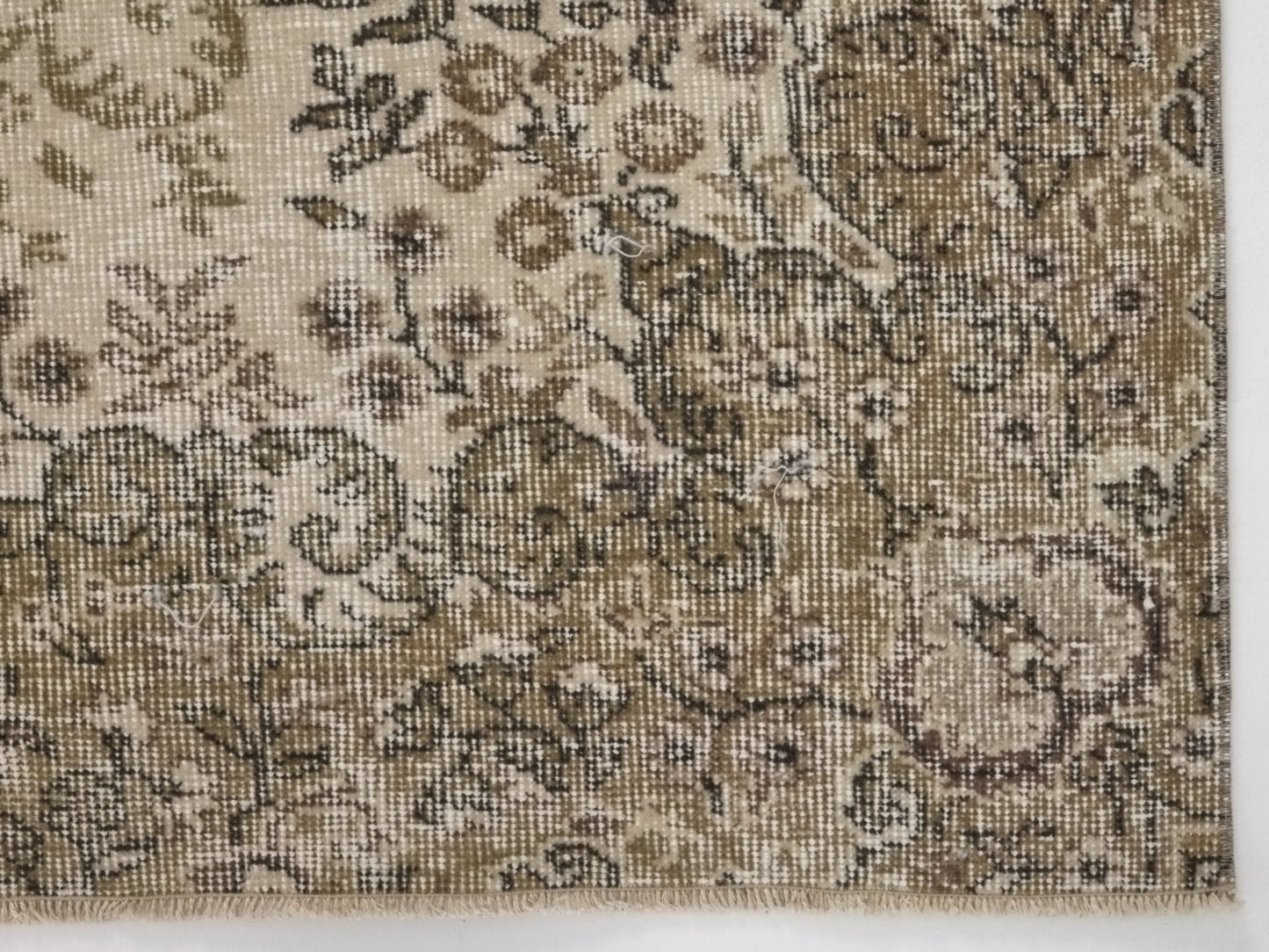 Carpet rug ,Turkish Wool rug, Vintage Neutral rug,Bedroom rug, 5x8 Rug, Area Oushak rug ,Faded rug, Vintage Turkish Oushak rug ,10240