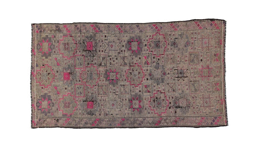 6x10 ,Distressed Pink Vintage Kilim rug,Turkish Kilim rug,Bohemian rug,Eclectic decor,Living room rug,Nursery rug,Area rug,5'6x10'0 ft, 8135