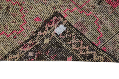 6x10 ,Distressed Pink Vintage Kilim rug,Turkish Kilim rug,Bohemian rug,Eclectic decor,Living room rug,Nursery rug,Area rug,5'6x10'0 ft, 8135
