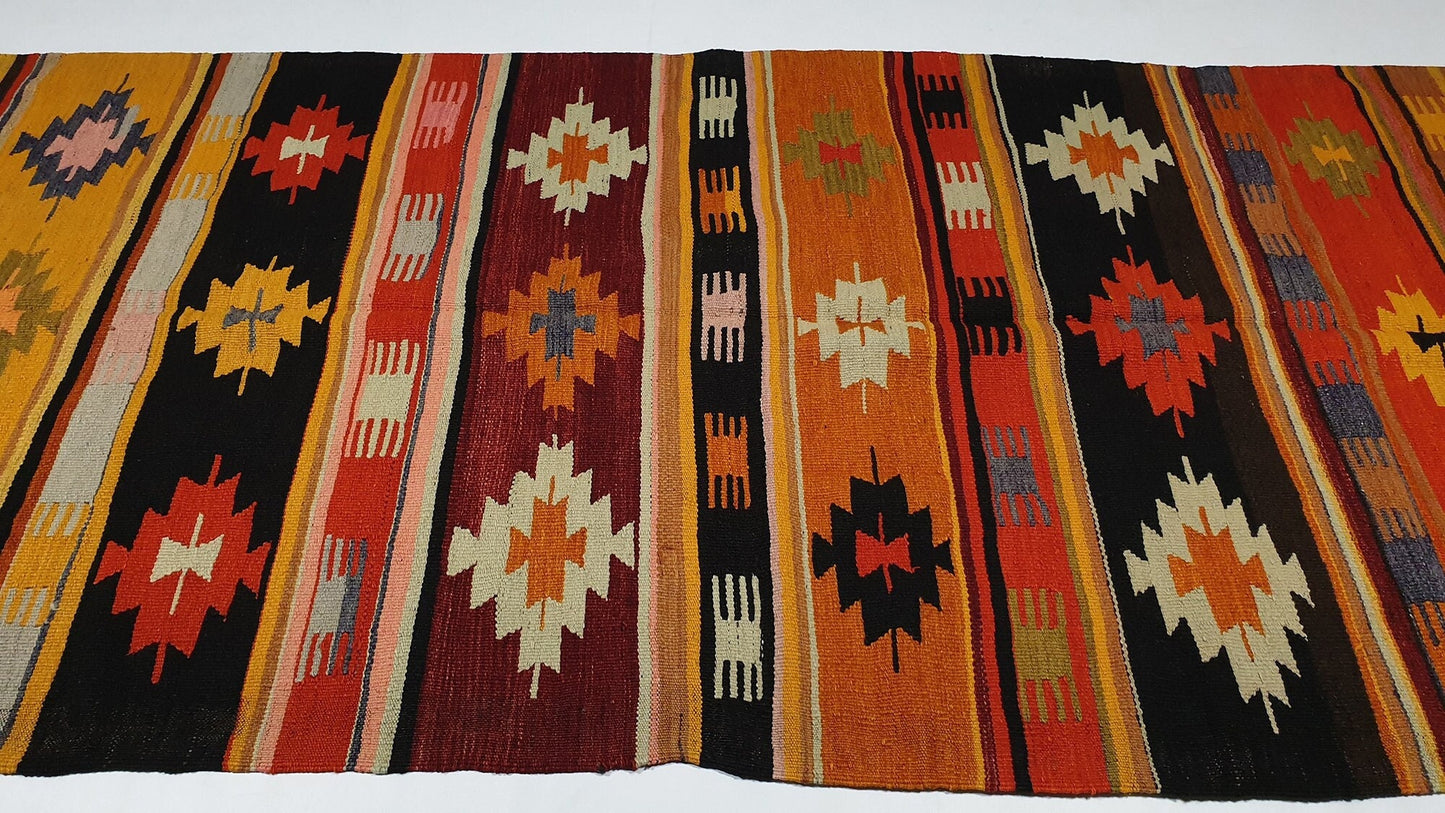 Hallway Runner rug, Kilim rug runner, 4x10 Runner rug, Turkish Vintage runner rug, Kitchen rug, Corridor rug, 2910